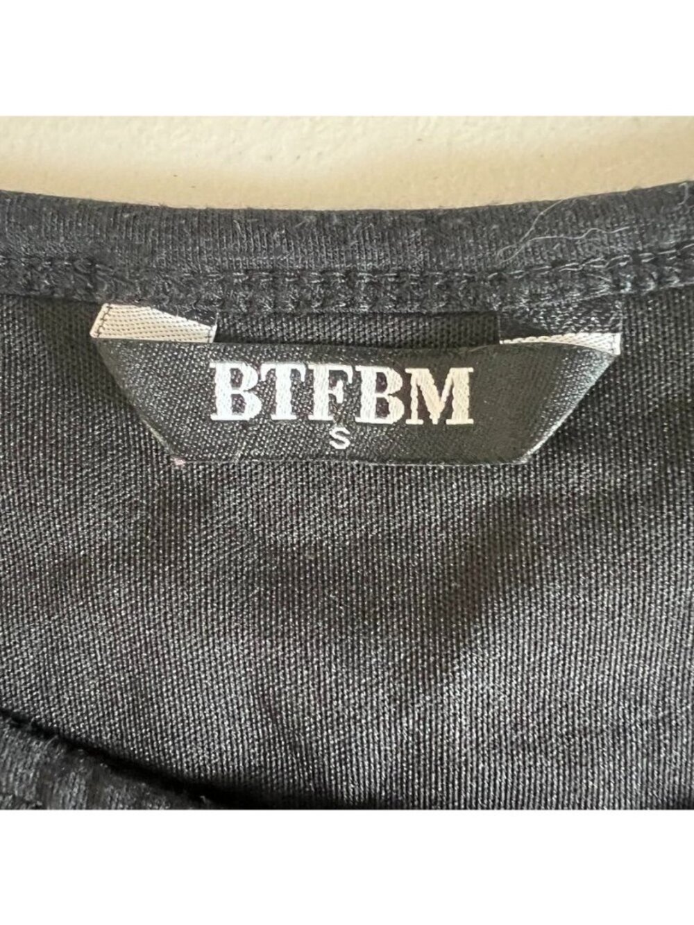 BTFBM Black Ruched Bodycon Jersey T-Shirt Midi Dress Asymmetrical Hem Sz Small - Picture 8 of 15